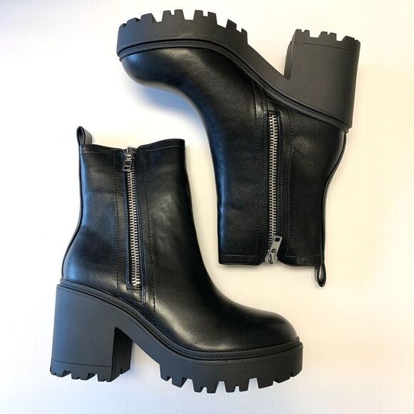 UO Zip Boot - Picture 1 of 7